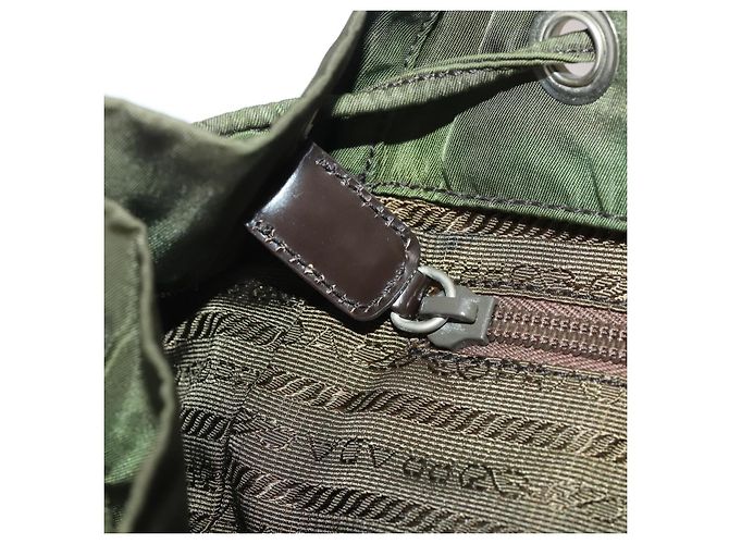 Mochila PRADA de nylon verde plata auténtica 174558 - vista 22