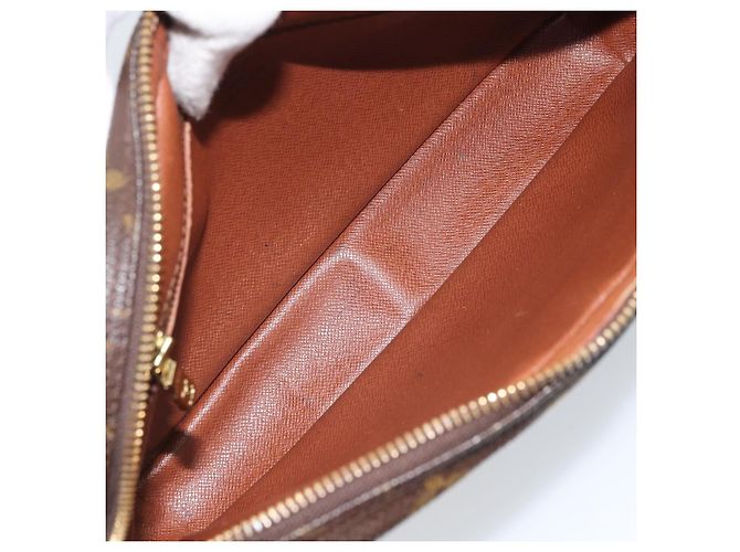 LOUIS VUITTON Clutch Marly Dragonne GM Monograma M51825 LV Auth BA11754 - vista 10