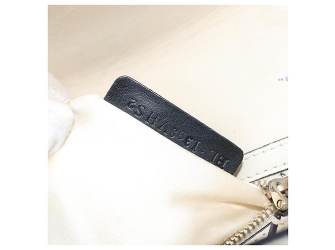 VALENTINO Borsa a Spalla con Catena Pelle Bianca Oro Auth bs34199 Bianco D'oro - vista 12