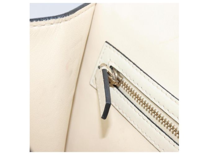 VALENTINO Borsa a Spalla con Catena Pelle Bianca Oro Auth bs34199 Bianco D'oro - vista 22