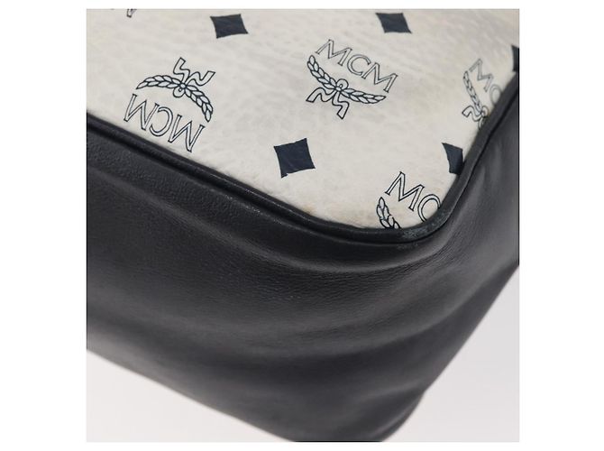 Borsa a spalla MCM Vicetos Logogram in pelle PVC bianca e oro Auth ka3568 Bianco D'oro - vista 13