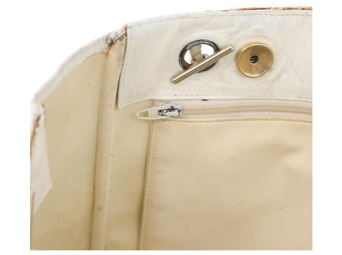 Borsa a spalla a catena CHANEL in pelle bianca oro CC Auth mr2247 Bianco D'oro - vista 19