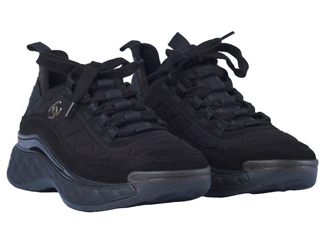 Chanel Interlocking CC Logo Sneakers Schwarz - Ansicht 2