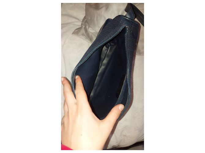 Borsa a tracolla Valentino Garavani in tela blu navy e pelle - vista 7