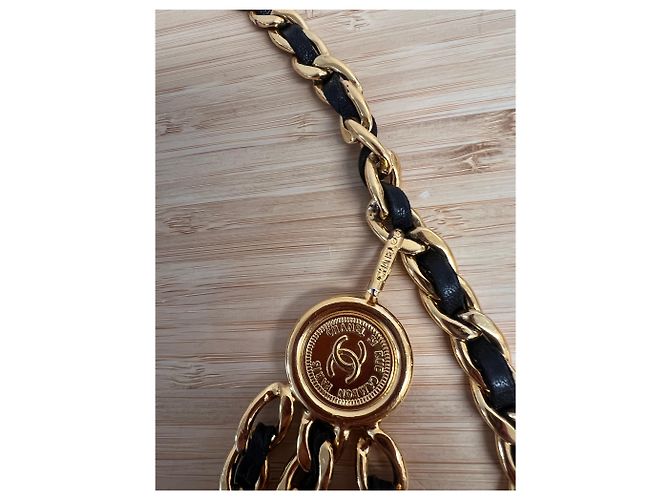 Chanel Kette aus den 90ern mit Goldbeschichtung - Ansicht 2