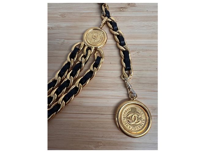 Chanel Kette aus den 90ern mit Goldbeschichtung - Ansicht 3