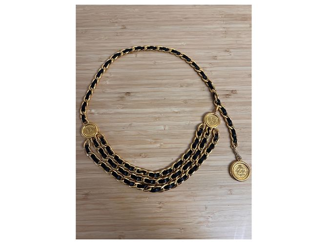 Chanel Kette aus den 90ern mit Goldbeschichtung - Ansicht 4