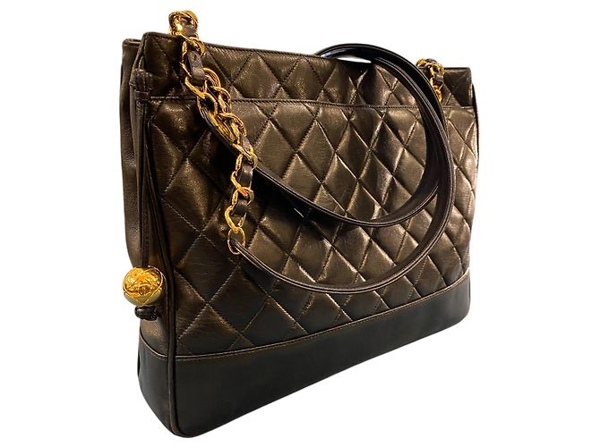 Timeless Borsa Chanel 1991 in pelle caviar nera trapuntata - Ansicht 2