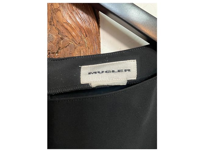 Thierry Mugler Top nero strutturato a maniche lunghe Mugler con dettaglio a taglio – Parigi - vista 3