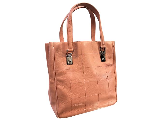 Timeless Chanel Lederhandtasche in Rosarot - Ansicht 2