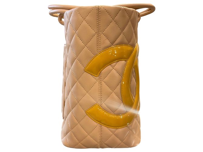 2005 Chanel Cambon Beiger Lammleder gesteppte Double C Handtasche - Ansicht 3