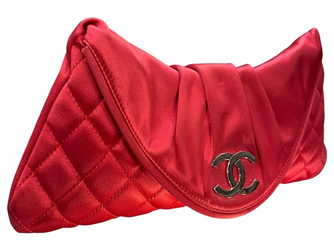Clutch in satin rosa Chanel 2009 - vista 3
