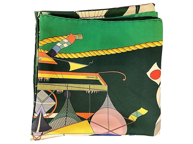 Sciarpa Hermès verde scuro LES FOLIES DU CIEL - vista 4