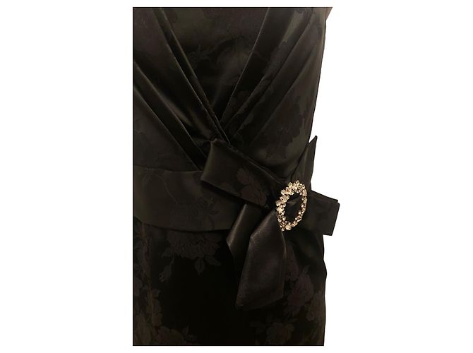 Robe sans manches en soie damassée noire avec broderie florale de Dolce & Gabbana - vue 3