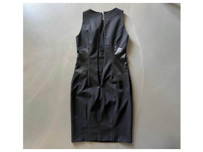 Vestido ajustado negro sin mangas de dos materiales talla 34-36 Pinko - vista 5