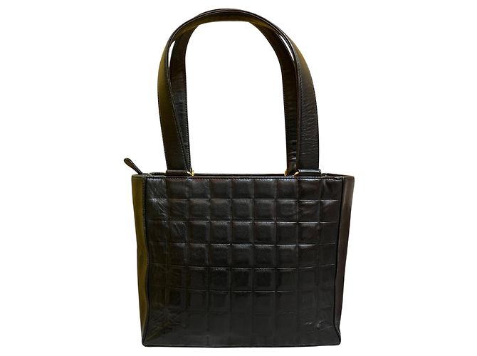 Timeless Borsa in pelle trapuntata nera Chanel 2002 - vista 3