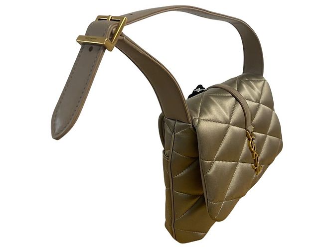 Saint Laurent Le 5 à 7 in Satin - vista 4