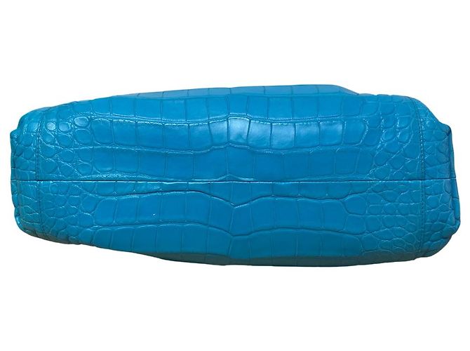 Pochette blu chiaro Bottega Veneta in pelle di coccodrillo - vista 3