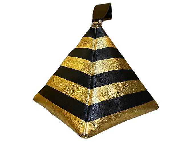 Borsa a mano piramidale Chanel 2019 in pelle nera e lurex dorato - vista 3