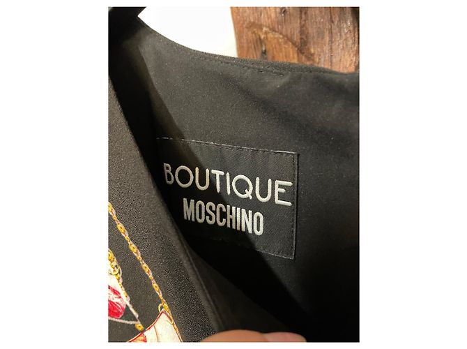 Vestido negro sin mangas Boutique Moschino con estampado de collar trompe l'oeil - vista 4