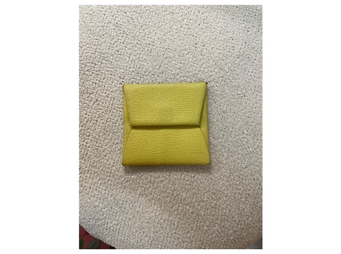 Monedero de cuero Hermès verde lima, billetera con botón a presión, fabricada en Francia - vista 2