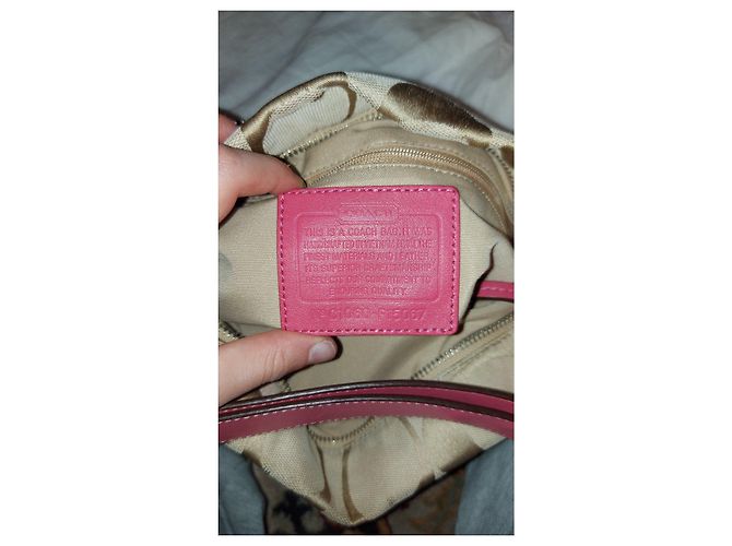 Borsa Coach in tela monogram beige e pelle rosa - vista 6