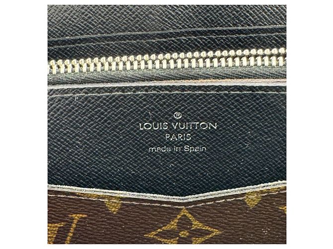 Zippy Clutch in pelle marrone Louis Vuitton - vista 17