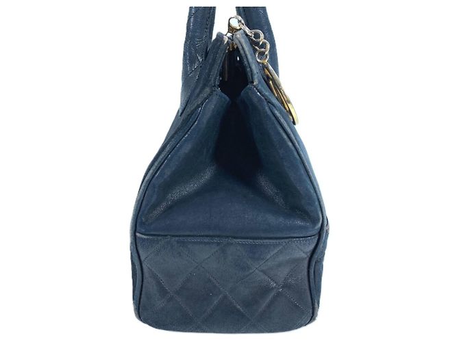 Borsa tote logo V-stitch vintage Chanel Nero - vista 3