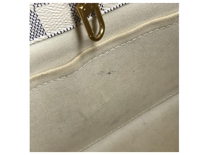 Borsa a Spalla Cabas PM Damier Azur di Louis Vuitton Bianco - vista 12