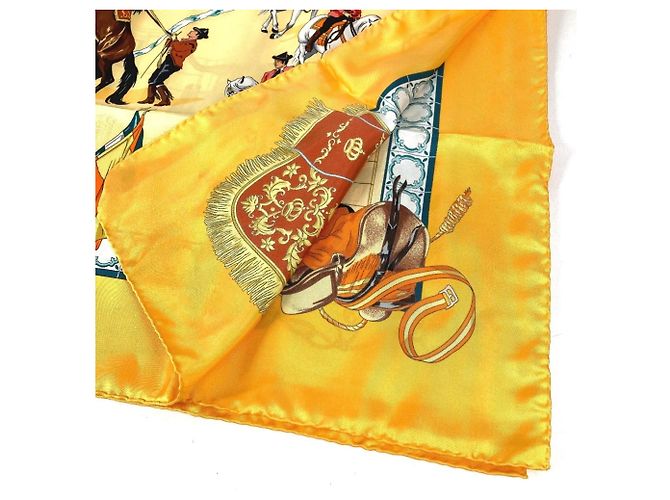 Silk In Sciarpa Carre 90 di Hermès Real Escuela Andaluza Del Arte Ecuestre Bianco Arancione - vista 13