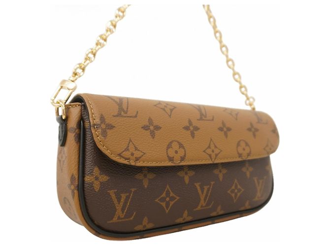 Borsa Louis Vuitton Monogram Reverse Wallet-on-Chain Ivy Marrone - vista 2