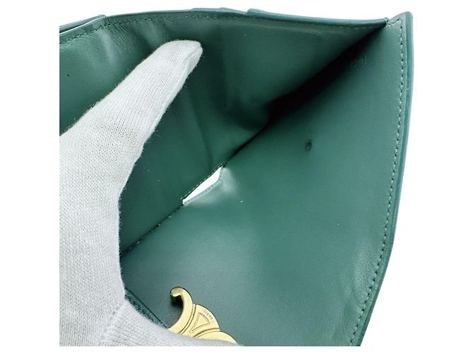 Céline Billetera Compacta Celine en Verde - vista 10