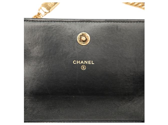 Wallet On Chain Portafoglio Bijoux Chanel Mini CC Nero in Pelle di Agnello Trapuntata con Catena - vista 5