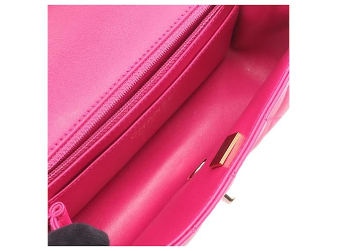 Chanel Mini Flap Rectangular de Cordero Acolchado Rosa - vista 3