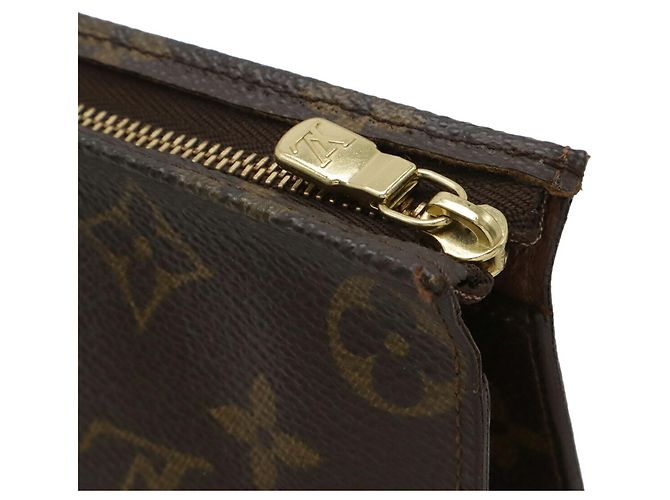 Borsa Louis Vuitton Monogram Pochette Toilette 26 Marrone - vista 5