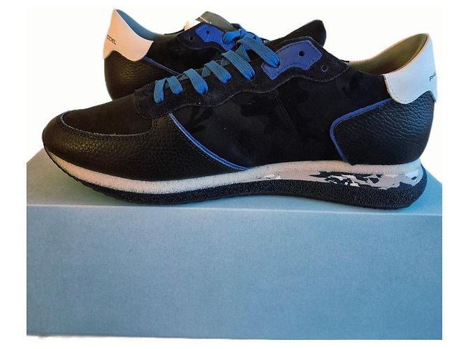 Philippe Model Sneakers basse in pelle e camoscio con camouflage blu Nero Bianco - vista 4