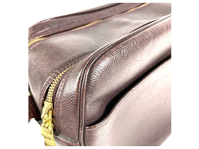 Borsa a Spalla Reporter PM Taiga Louis Vuitton Porpora - vista 10
