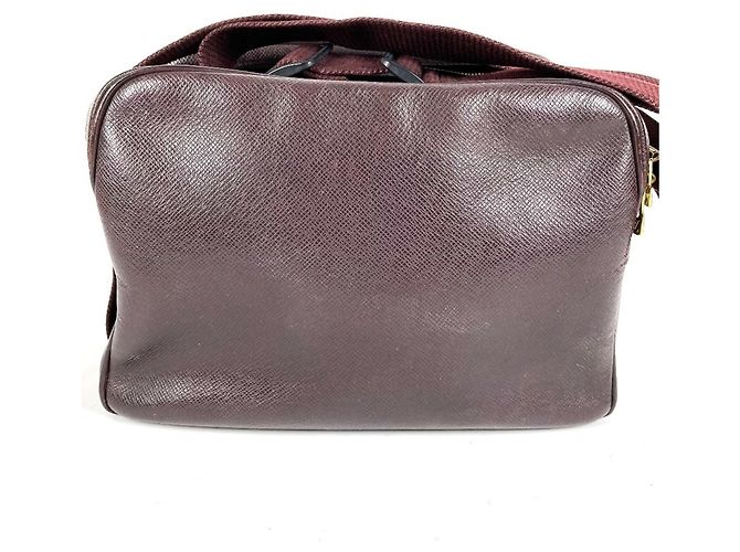 Borsa a Spalla Reporter PM Taiga Louis Vuitton Porpora - vista 4