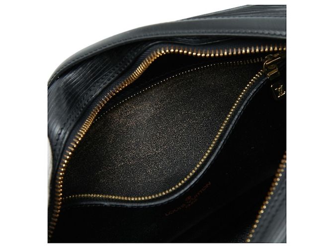 Borsa a Spalla Epi Jeune Fille Louis Vuitton Nero - vista 7