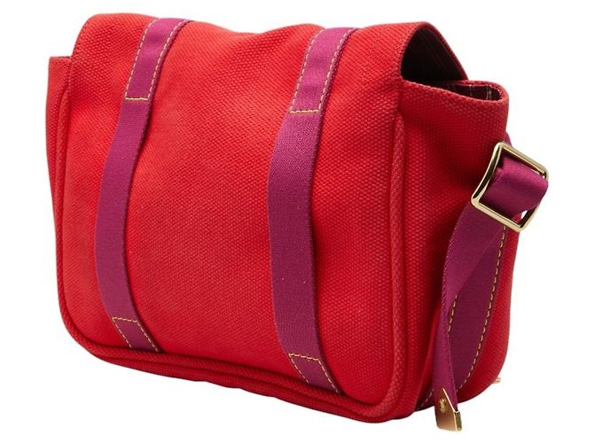 Bolsa transversal Louis Vuitton Antigua Busas PM Vermelho - vista 2