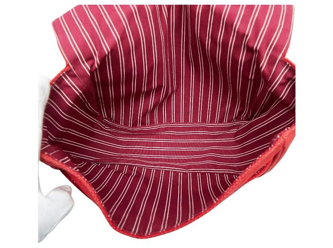 Bolsa transversal Louis Vuitton Antigua Busas PM Vermelho - vista 6