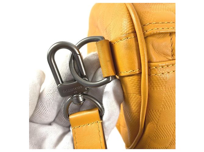 Borsa Keepall Bandoulière 45 Damier Infini Louis Vuitton Giallo - vista 15