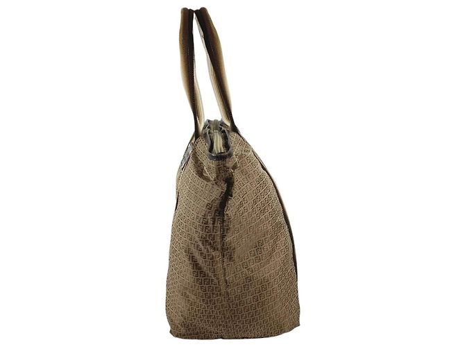 Zucchino Borsa in nylon beige Fendi 7VA240 - vista 4