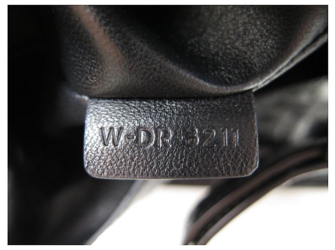 Céline NUOVO RARO BORSO A MANO CELINE STRAP BOX CON MANIGLIA IN CUOIO DI CROCODRILO Nero - vista 10