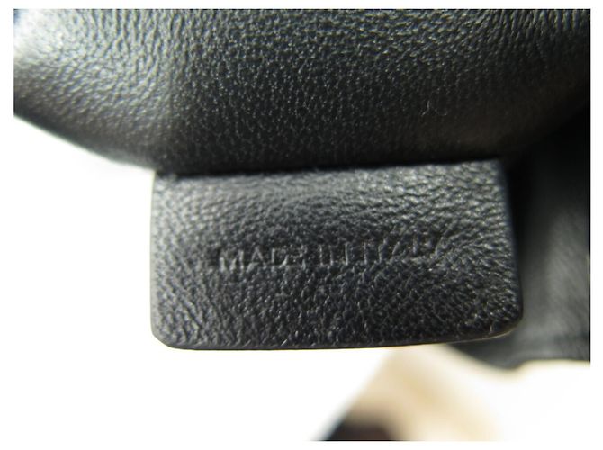 Céline NUOVO RARO BORSO A MANO CELINE STRAP BOX CON MANIGLIA IN CUOIO DI CROCODRILO Nero - vista 18