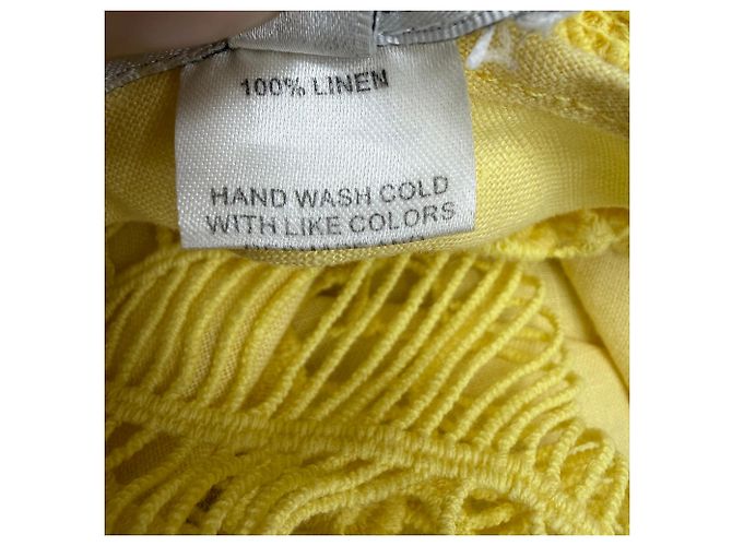 Autre Marque Túnica V-Neck Miguelina en Lino Amarillo Camello - vista 4