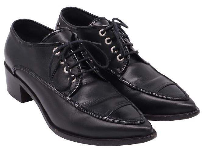Timeless Scarpe Oxford a punta con lacci Chanel in pelle nera Nero - vista 3