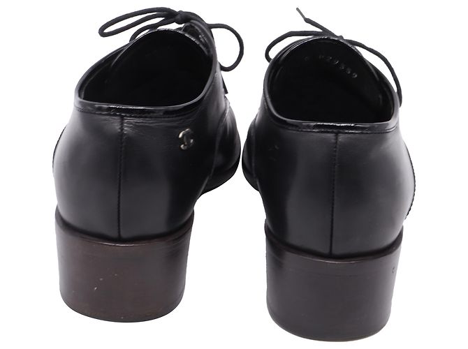 Timeless Scarpe Oxford a punta con lacci Chanel in pelle nera Nero - vista 5