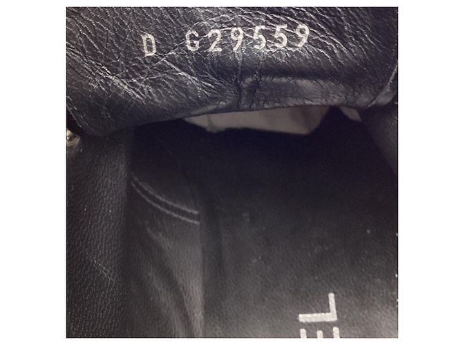 Timeless Scarpe Oxford a punta con lacci Chanel in pelle nera Nero - vista 7