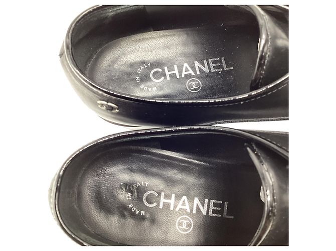 Timeless Scarpe Oxford a punta con lacci Chanel in pelle nera Nero - vista 9